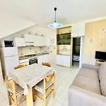 Bilocali Del Sole شقة مارينا دي بيبونا